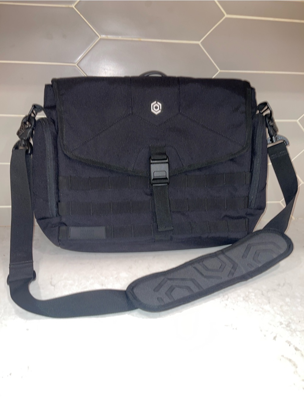 Black Tactical Messenger Bag with Padded Strap organization baby bag Men's‎